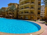 2 bedroom apartment with a pool view in British resort, El Kawser area