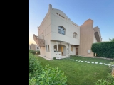 Villa with private garden in the famous Makadi Heights 