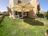 Villa with private garden in the famous Makadi Heights 